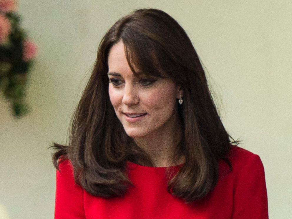 PHOTO: Catherine, Duchess of Cambridge attends the Anna Freud Centre Family School Christmas Party at Anna Freud Centre on Dec. 15, 2015 in London.